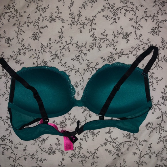 32C bras from La Senza - Picture 2 of 4